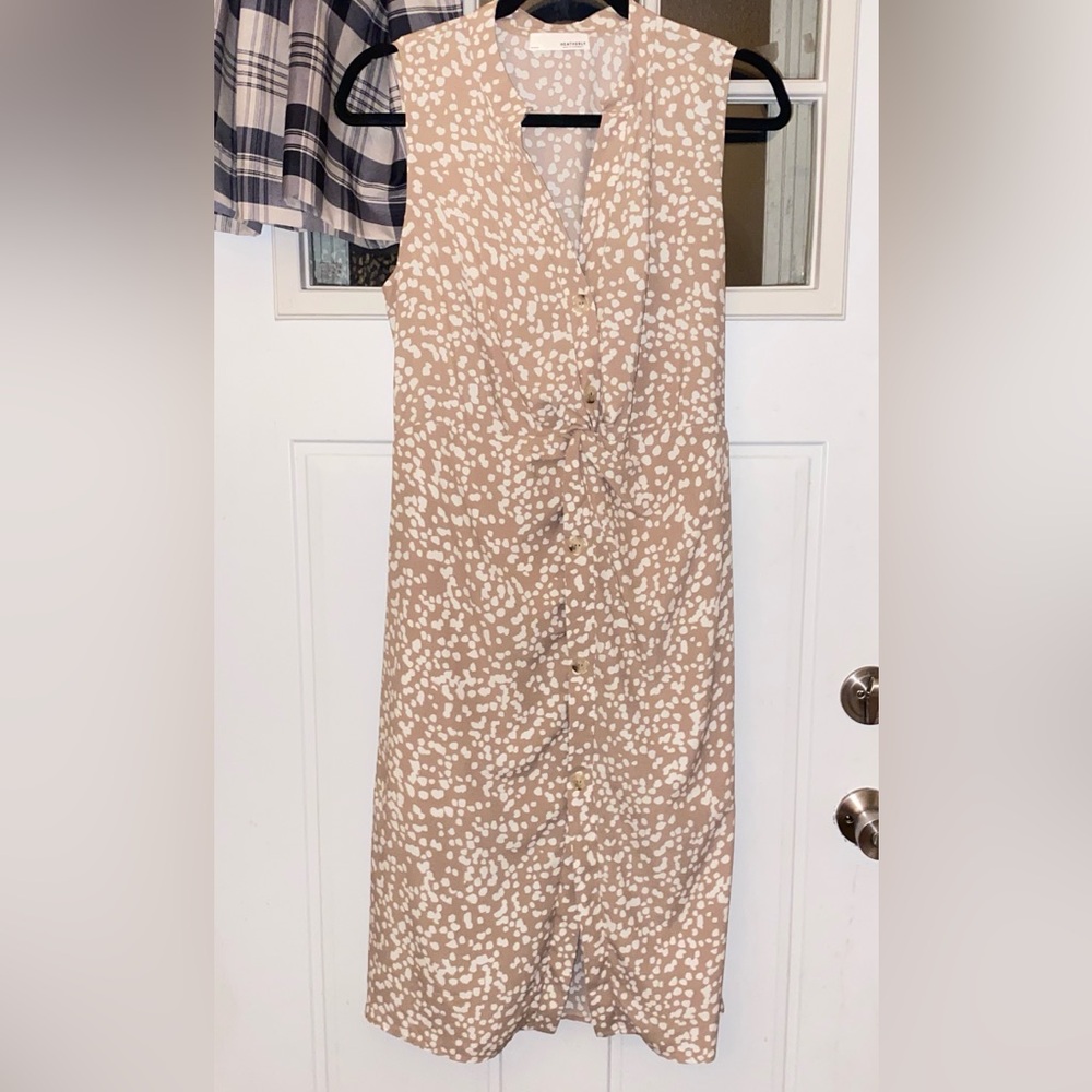Heatherly Beige and White Polka Dot sleeveless Patterned Dress